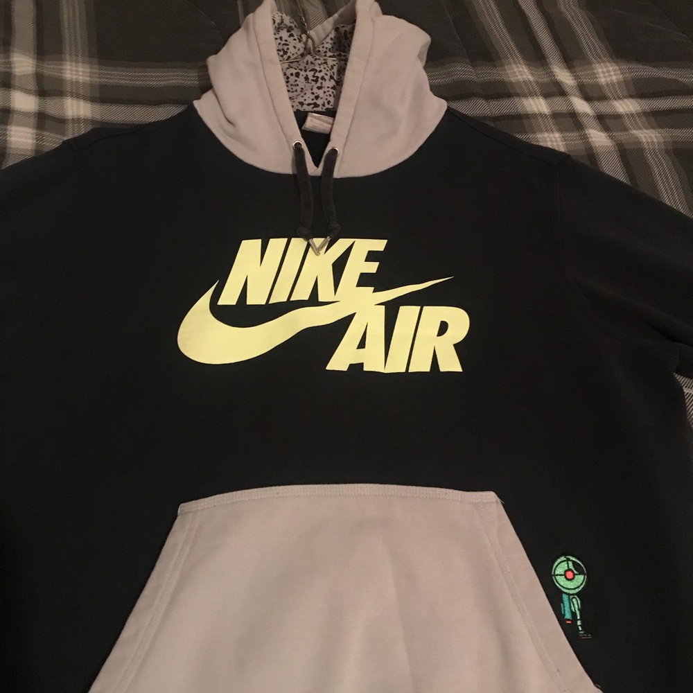 Nike area 72 hoodie